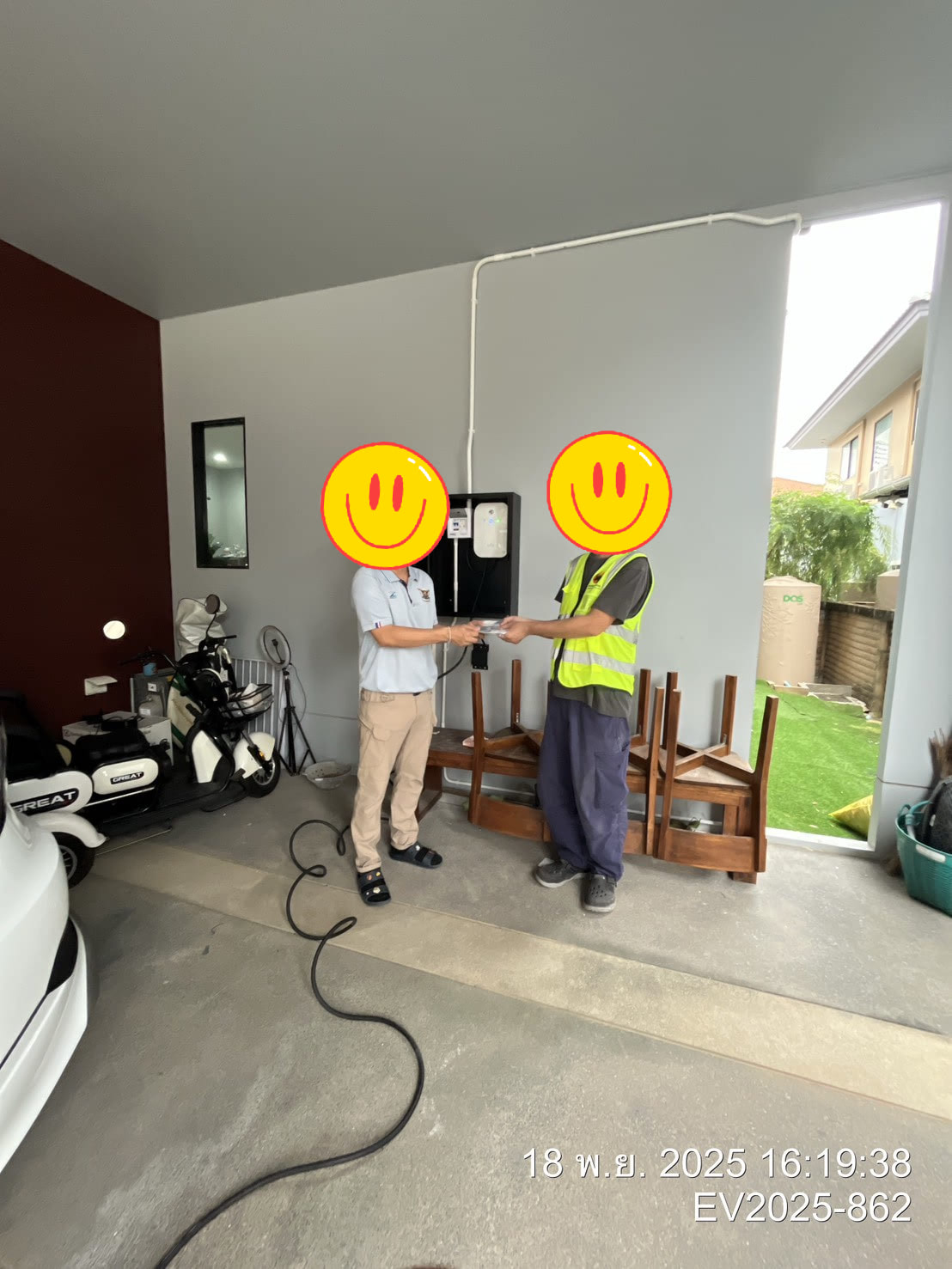 ผลงานงานติดตั้งเครื่องชาร์จรถไฟฟ้าที่บ้าน - Moose Master รับติดตั้ง Wall Charger