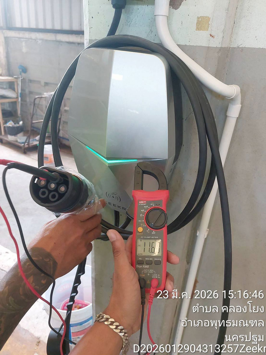 ติดตั้ง EV Charger ลูกค้าจากนครปฐม