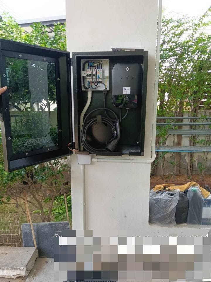 ผลงานติดตั้ง EV Charger - Moose Master